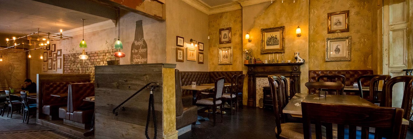 Pubs & Bars Pubs & Bars